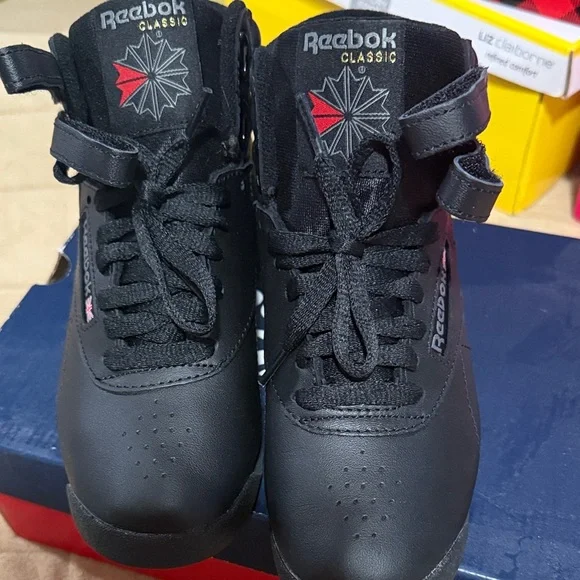 Reebok Classic Black High-Top Sneakers - Picture 2 of 6